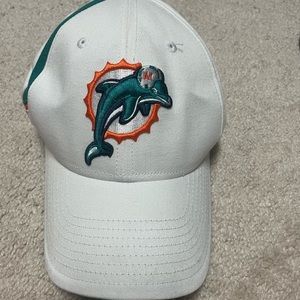 Reebok Miami Dolphins adjustable cap